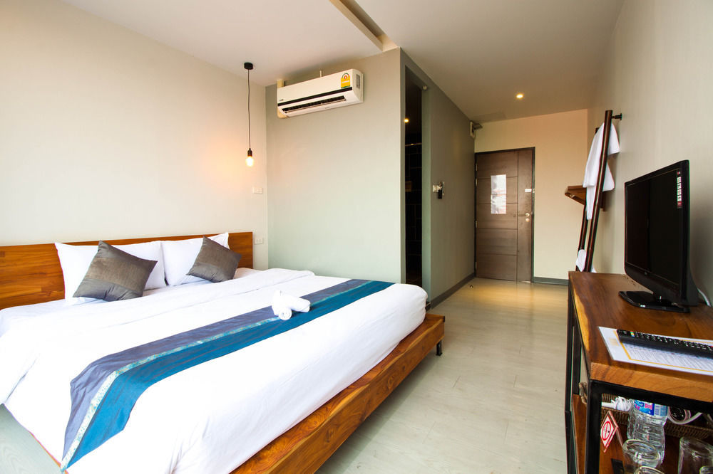 3 Laan House Hotel Чиангмай Екстериор снимка
