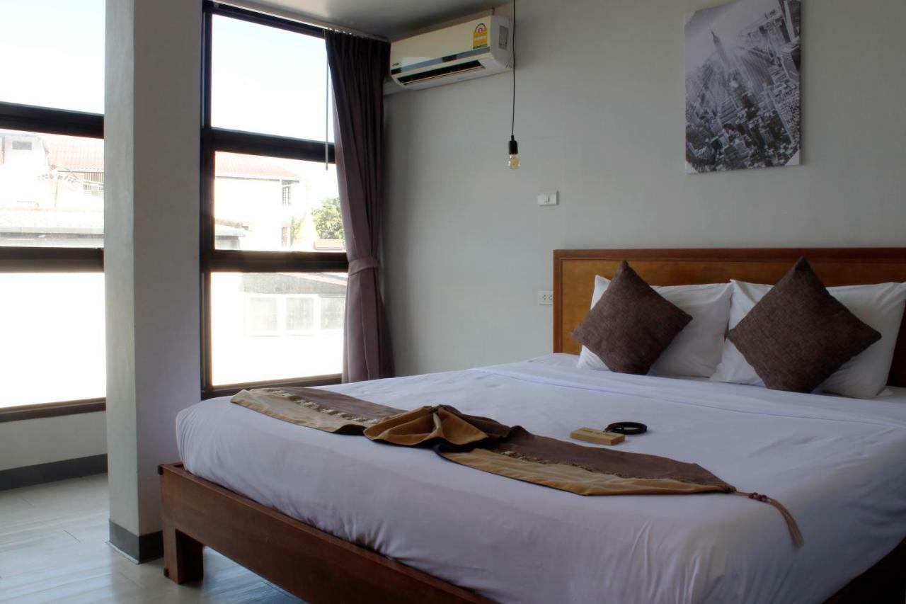3 Laan House Hotel Чиангмай Екстериор снимка