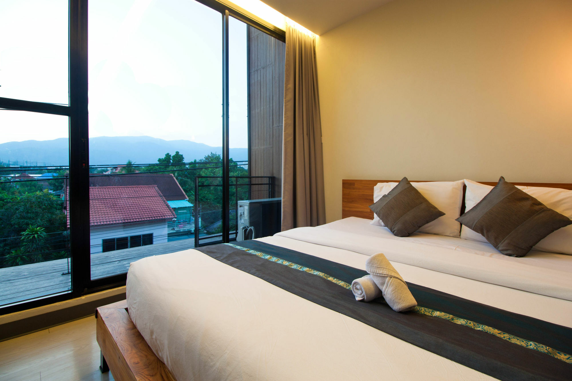 3 Laan House Hotel Чиангмай Екстериор снимка